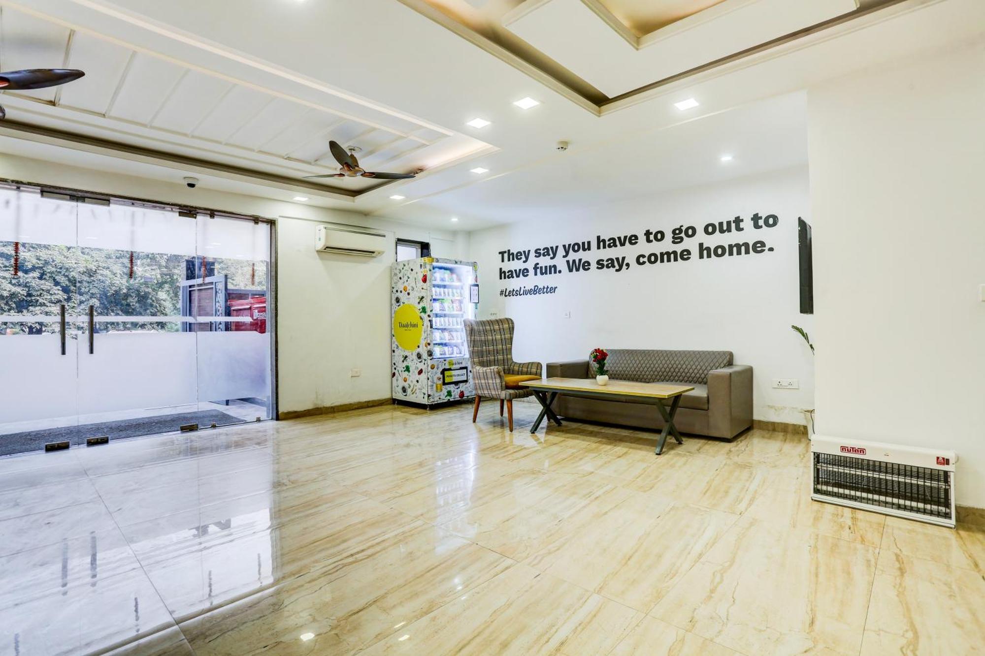 Hotel Greysky Medicity Gurgaon Exterior foto