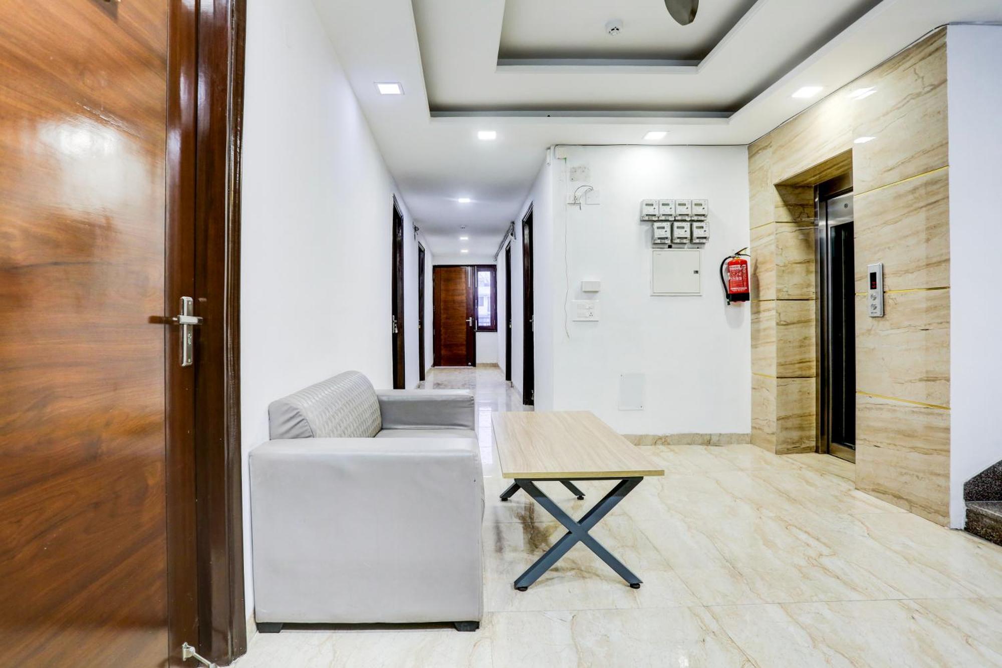 Hotel Greysky Medicity Gurgaon Exterior foto