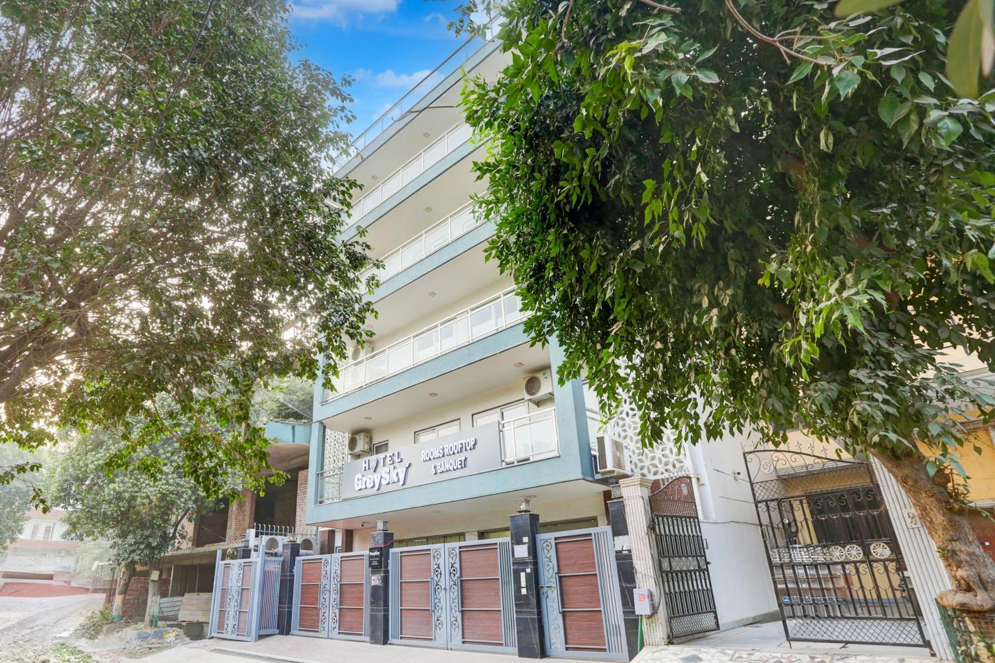 Hotel Greysky Medicity Gurgaon Exterior foto